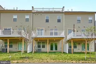 1035 Venifena Terrace SE, Leesburg, VA 20175 - Photo 41