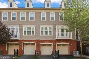42593 Sunset Ridge Square, Ashburn, VA 20148 - Photo 3
