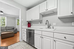 21843 Baldwin Square, Sterling, VA 20164 - Photo 15