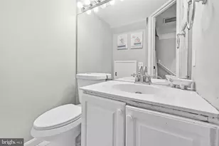 21843 Baldwin Square, Sterling, VA 20164 - Photo 25