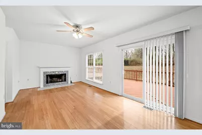 429 Deerpath Avenue SW, Leesburg, VA 20175 - Photo 7