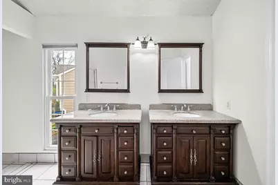 429 Deerpath Avenue SW, Leesburg, VA 20175 - Photo 13