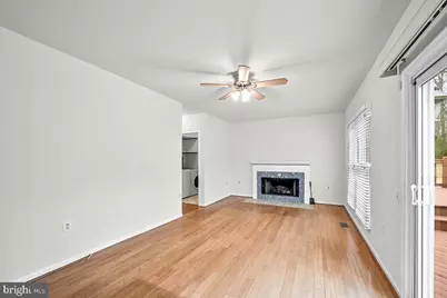 429 Deerpath Avenue SW, Leesburg, VA 20175 - Photo 9