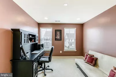23417 Gardenwalk Drive, Ashburn, VA 20148 - Photo 9