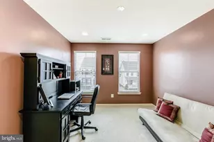 23417 Gardenwalk Dr, Ashburn, VA 20148 - Photo 9