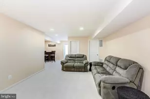 23417 Gardenwalk Dr, Ashburn, VA 20148 - Photo 7