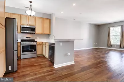23014 Fontwell Square, Sterling, VA 20166 - Photo 5