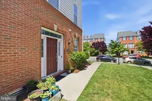 23149 Flora Mure Dr, Ashburn, VA 20148 - Photo 3