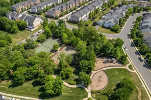 23149 Flora Mure Dr, Ashburn, VA 20148 - Photo 17