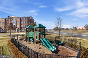 23755 Hopewell Manor Terrace, Ashburn, VA 20148 - Photo 43