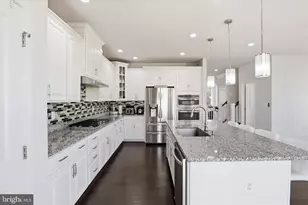 23755 Hopewell Manor Terrace, Ashburn, VA 20148 - Photo 15