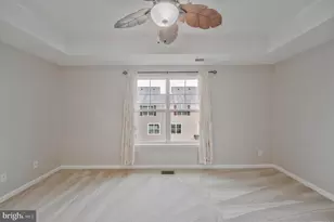 25218 Briargate Terrace, Chantilly, VA 20152 - Photo 15