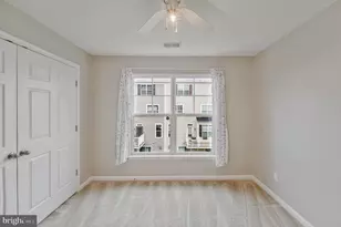 25218 Briargate Terrace, Chantilly, VA 20152 - Photo 33