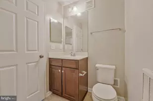 25218 Briargate Terrace, Chantilly, VA 20152 - Photo 35