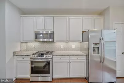 25218 Briargate Terrace, Chantilly, VA 20152 - Photo 11