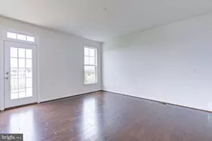 43369 Town Gate Square, Chantilly, VA 20152 - Photo 13