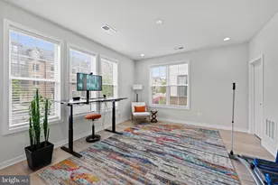 43424 Grandmoore St, Ashburn, VA 20148 - Photo 3