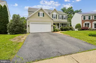 21745 Regents Park Cir, Sterling, VA 20166 - Photo 5