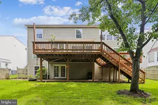 21745 Regents Park Cir, Sterling, VA 20166 - Photo 15