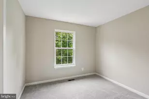 21745 Regents Park Cir, Sterling, VA 20166 - Photo 65