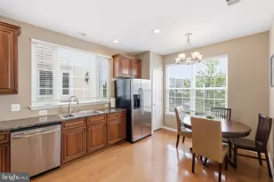 43905 Hickory Corner Terrace, Ashburn, VA 20147 - Photo 9