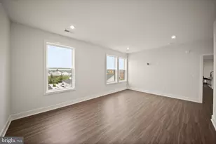 23640 Bolton Cres Terrace, Ashburn, VA 20148 - Photo 31