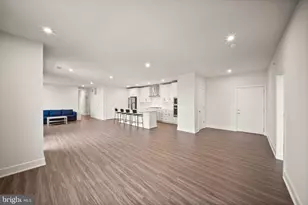 23640 Bolton Cres Terrace, Ashburn, VA 20148 - Photo 11