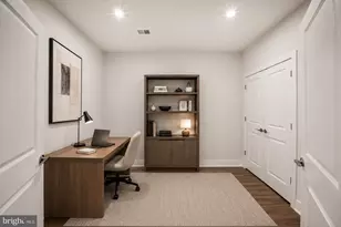 23640 Bolton Cres Terrace, Ashburn, VA 20148 - Photo 17