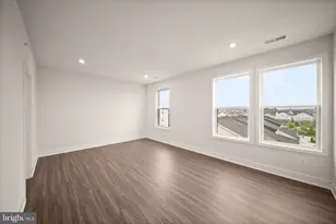 23640 Bolton Cres Terrace, Ashburn, VA 20148 - Photo 29
