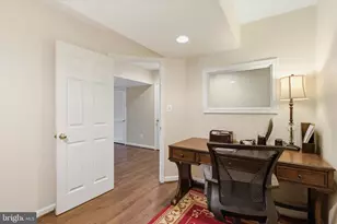 43605 Wembley Ln, Chantilly, VA 20152 - Photo 23