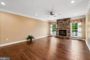 320 N Constitution Way, Purcellville, VA 20132 - Photo 35