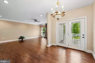 320 N Constitution Way, Purcellville, VA 20132 - Photo 25