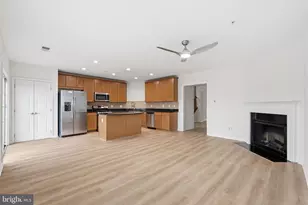19283 Winmeade Dr, Leesburg, VA 20176 - Photo 13