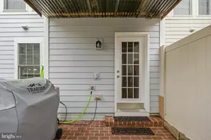 175 Great Laurel Square SE, Leesburg, VA 20175 - Photo 5