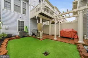 175 Great Laurel Square SE, Leesburg, VA 20175 - Photo 7