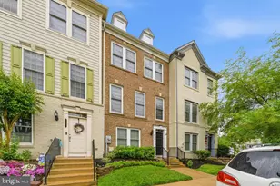 175 Great Laurel Square SE, Leesburg, VA 20175 - Photo 3