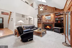 21283 Smokehouse Ct, Ashburn, VA 20147 - Photo 9