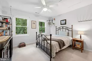 21283 Smokehouse Ct, Ashburn, VA 20147 - Photo 19