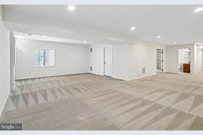 41657 McMonagle Square, Aldie, VA 20105 - Photo 35
