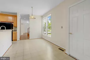 40396 Milford Dr, Broadlands, VA 20148 - Photo 17