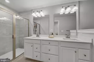 24272 Thurso Sq, Sterling, VA 20166 - Photo 11
