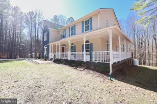23891 Deep Hollow Ln, Aldie, VA 20105 - Photo 3