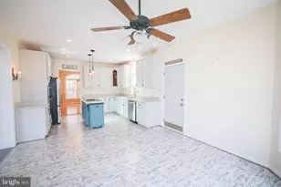 23891 Deep Hollow Ln, Aldie, VA 20105 - Photo 9