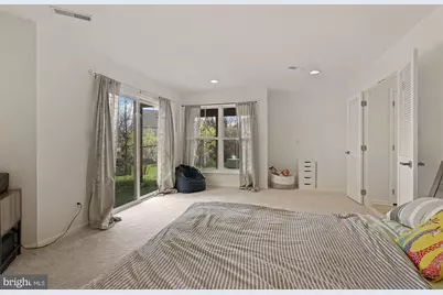 22886 Livingston Terrace, Brambleton, VA 20148 - Photo 5