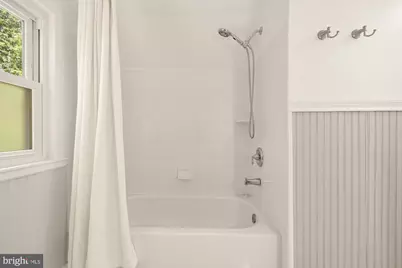 45383 Persimmon Lane, Sterling, VA 20165 - Photo 29