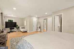 45383 Persimmon Ln, Sterling, VA 20165 - Photo 19