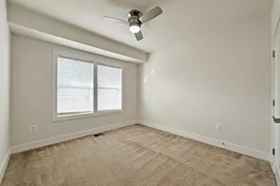 44766 Tiverton Sq, Ashburn, VA 20147 - Photo 11