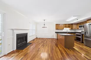 216 Finchingfield Ct, Sterling, VA 20165 - Photo 13