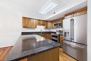 216 Finchingfield Ct, Sterling, VA 20165 - Photo 11
