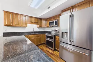 216 Finchingfield Ct, Sterling, VA 20165 - Photo 7